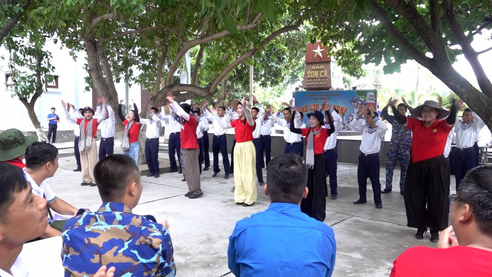 Mang lời ca ra đảo xa, mang Trường Sa vào trái tim người trẻ